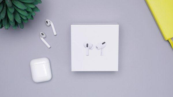 Airpods with box and charging case